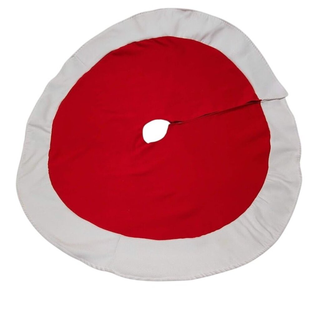 Red & White Christmas Tree Skirt 47 inch